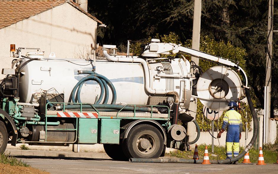 déboucher une canalisation de wc Maisons-Alfort