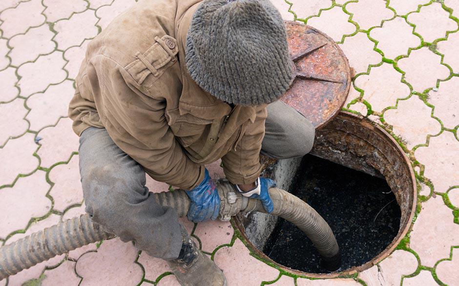 déboucher une canalisation de wc Maisons-Alfort